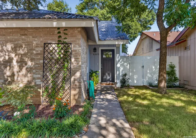 Photo 3 of Sale Pending at 8020 Orchard Bnd, San Antonio, TX 78250 | MLS# 1996585 | Listing updated on 2026-08-17
