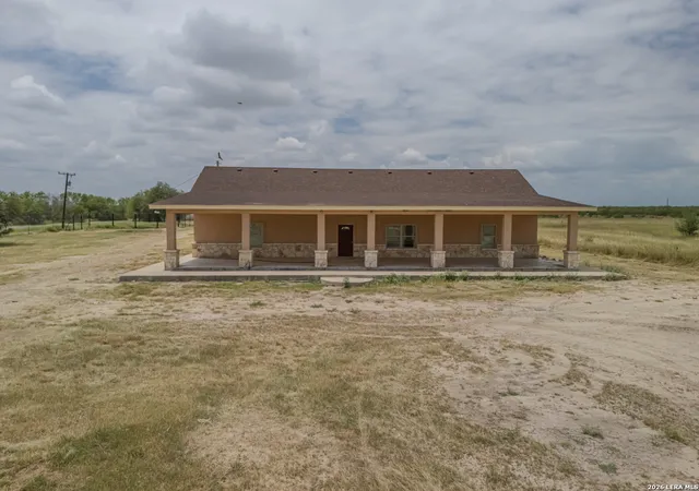 4th image of 23885 Fm 1021, El Indio, TX 78860 | MLS# 1996594