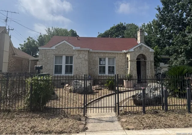 1st image of 2204 Edison Dr, San Antonio, TX 78201 | MLS# 1996686