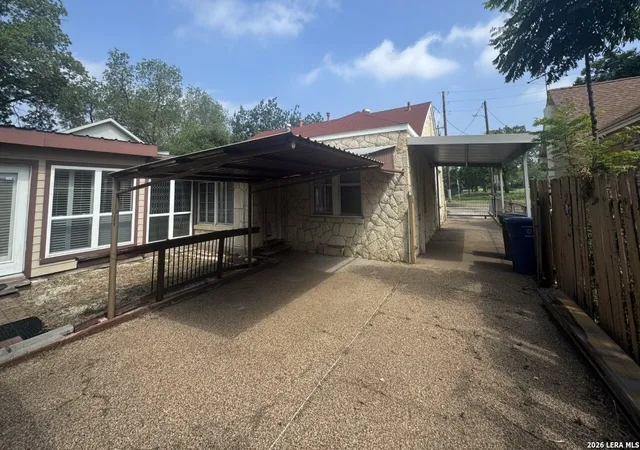 16th image of 2204 Edison Dr, San Antonio, TX 78201 | MLS# 1996686