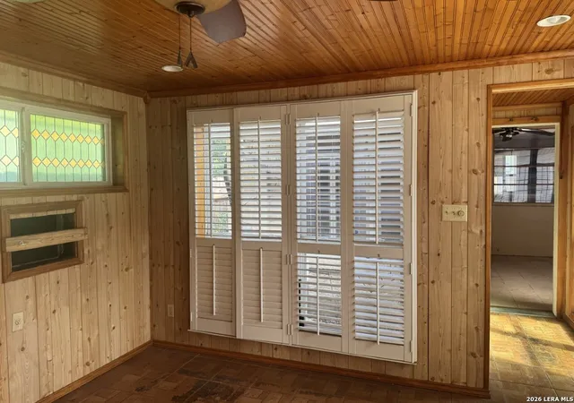 3rd image of 2204 Edison Dr, San Antonio, TX 78201 | MLS# 1996686