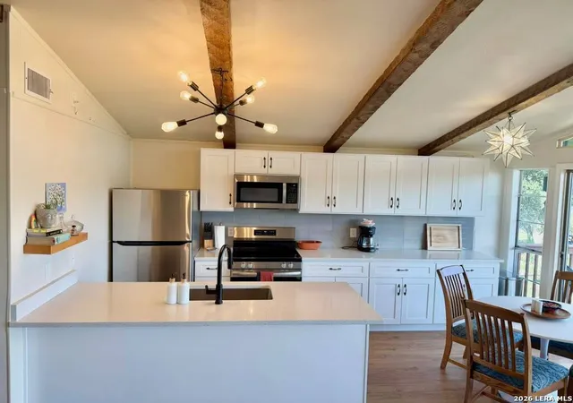 Photo 4 of Single family home for sale at 2136 Canyon Lake Dr, Canyon Lake, TX 78133 | MLS# 1996689 | Listing updated on 2026-07-12