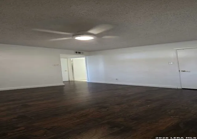 3rd image of 3843 Barrington St, San Antonio, TX 78217