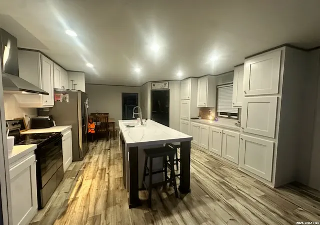 2nd image of 1824 Uvalde Estates Dr, Uvalde, TX 78801 | MLS# 1996720