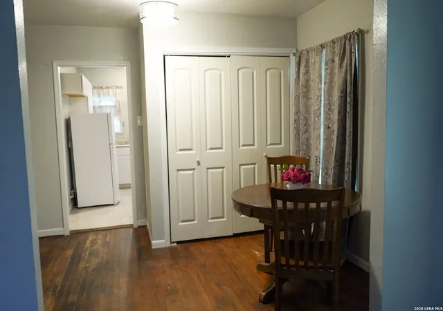 Photo 3 of Sale Pending at 224 Westminster Ave, San Antonio, TX 78228 | MLS# 1996726 | Listing updated on 2026-09-06