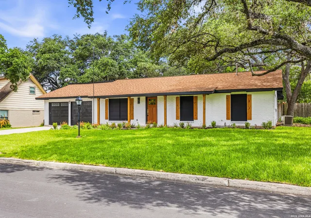 Photo 3 of Sale Pending at 5311 Chancellor St, San Antonio, TX 78229 | MLS# 1996787 | Listing updated on 2026-09-10