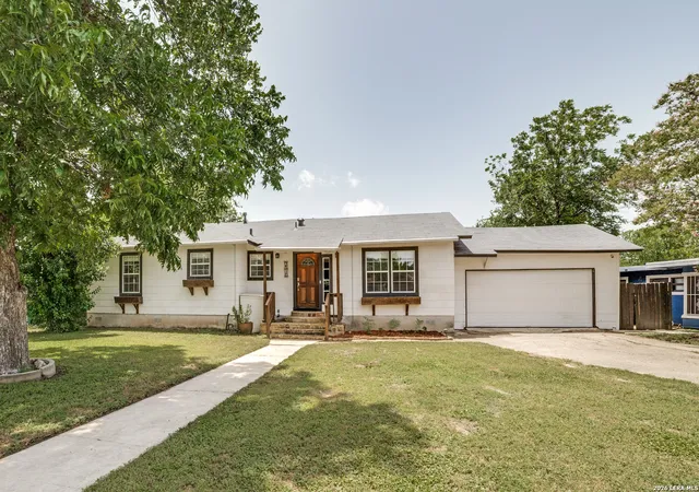 Homes for sale in San Antonio, TX | 2540 W Summit Ave, San Antonio, TX 78228 | MLS# 1996809