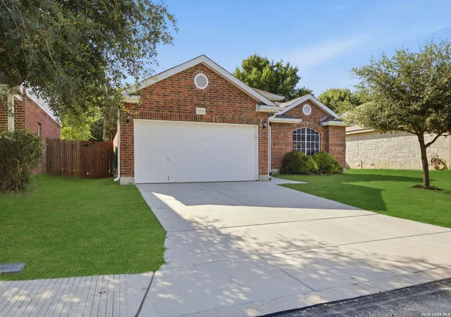 Homes for sale in Helotes, TX | 10423 Tollow Way, Helotes, TX 78023 | MLS# 1996813
