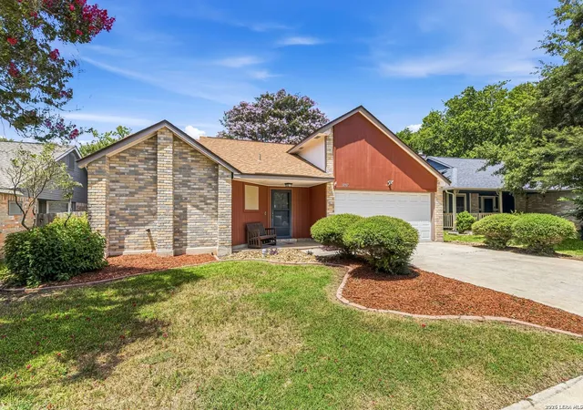 Homes for sale in Live Oak, TX | 10907 Forest Farm, Live Oak, TX 78233 | MLS# 1996840