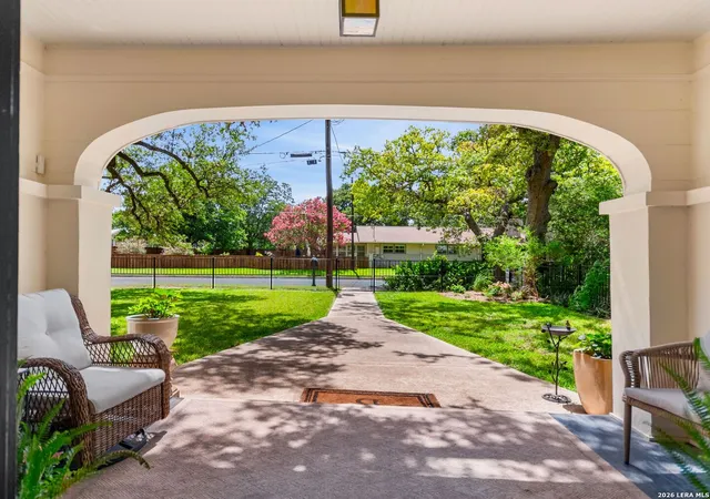 3rd image of 205 2Nd St, Boerne, TX 78006 | MLS# 1996935