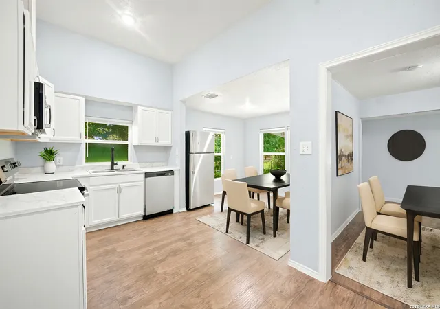 4th image of 112 Avenue B, Converse, TX 78109 | MLS# 1996936
