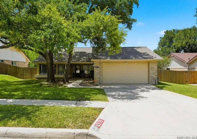 Photo 3 of Sale Pending at 6315 Silver Fox, San Antonio, TX 78247 | MLS# 1996949 | Listing updated on 2026-08-24
