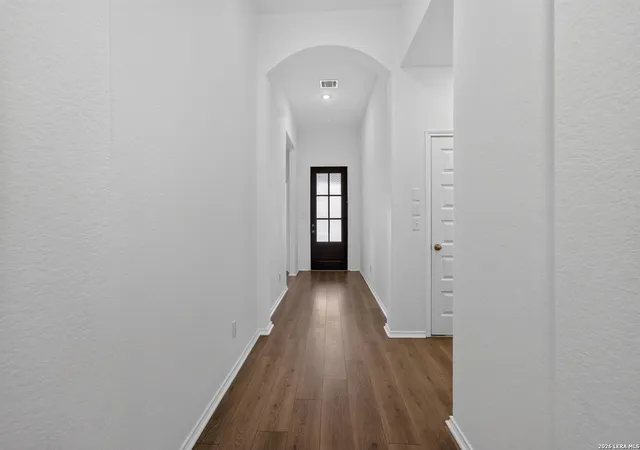 3rd image of 207 Foxtail Woods, Cibolo, TX 78108 | MLS# 1996953