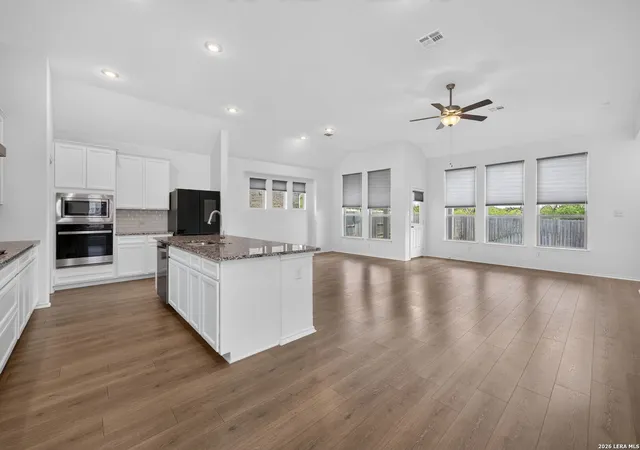 4th image of 207 Foxtail Woods, Cibolo, TX 78108 | MLS# 1996953