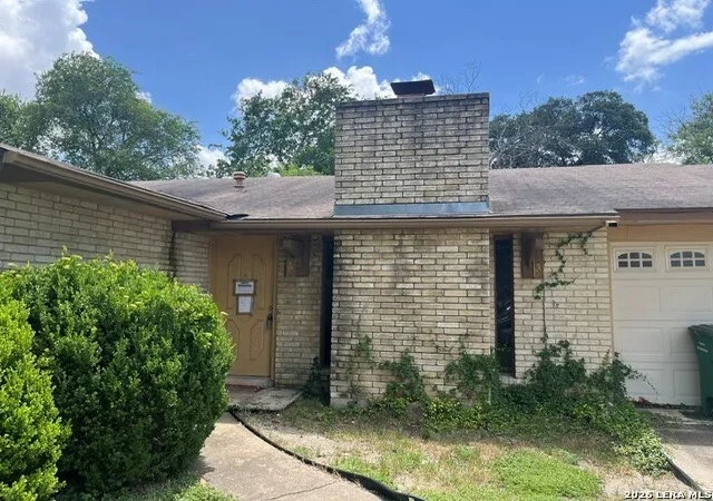 Photo 2 of Sale Pending at 4706 Casa Bello St, San Antonio, TX 78233 | MLS# 1996962 | Listing updated on 2026-07-31