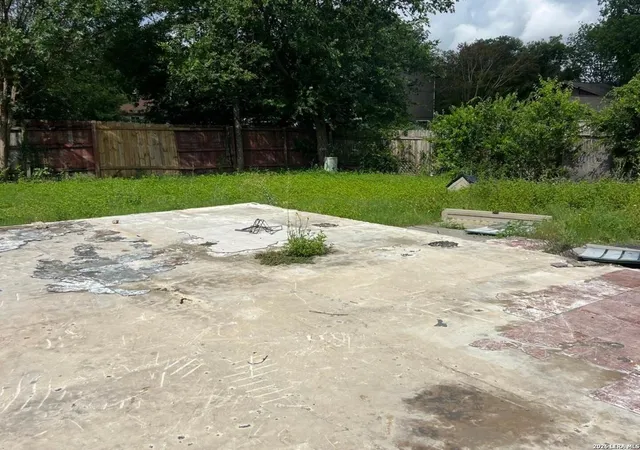 Photo 3 of Sale Pending at 9827 Autumn Star, San Antonio, TX 78254 | MLS# 1996979 | Listing updated on 2026-08-22