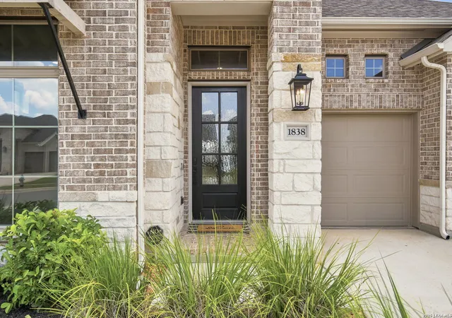4th image of 1838 Luna, New Braunfels, TX 78132 | MLS# 1996981