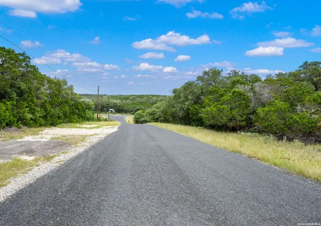 41st image of 275 County Road 260 E, Mico, TX 78056 | MLS# 1997014