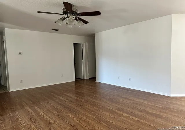 4th image of 417 Hinge Fls, Cibolo, TX 78108 | MLS# 1997029