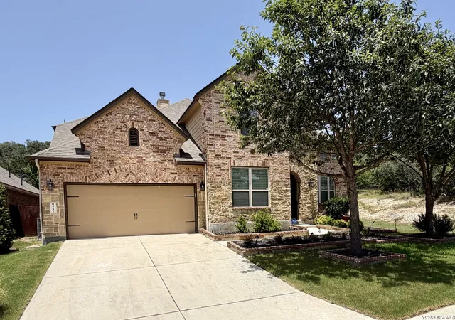 Photo 2 of Single family home for sale at 923 Dulce Vis, San Antonio, TX 78260 | MLS# 1997034 | Listing updated on 2026-09-20