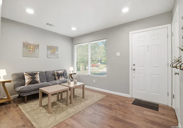 Photo 3 of Single family home for sale at 1022 Grey Oak Dr, San Antonio, TX 78213 | MLS# 1997062 | Listing updated on 2026-07-13