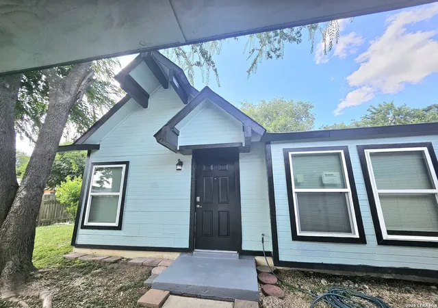 Photo 1 of Single family home for sale at 6903 E Belforest, San Antonio, TX 78239 | MLS# 1997065 | Listing updated on 2026-09-14