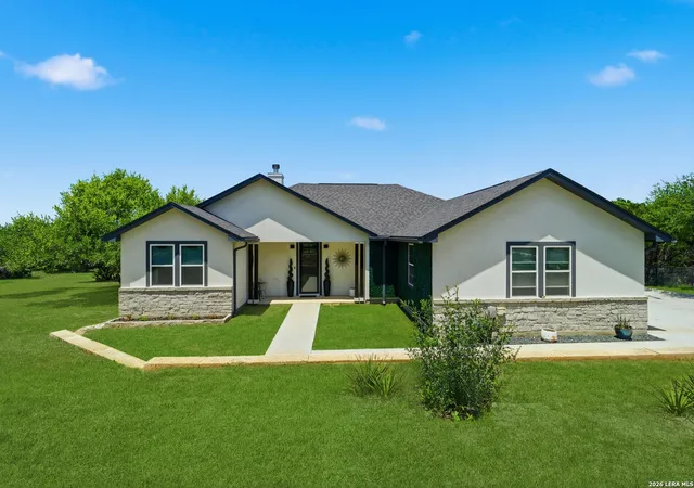 Photo 3 of Single family home for sale at 624 Juniper Ct, Fischer, TX 78623 | MLS# 1997069 | Listing updated on 2026-09-12