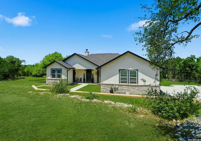 Photo 4 of Single family home for sale at 624 Juniper Ct, Fischer, TX 78623 | MLS# 1997069 | Listing updated on 2026-09-12