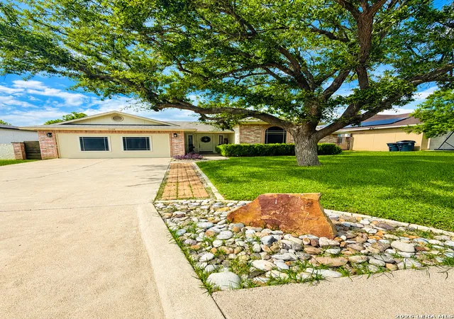 Photo 3 of Single family home for sale at 2259 Willow Trail, Eagle Pass, TX 78852 | MLS# 1997091 | Listing updated on 2026-09-13