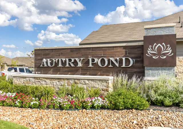 Photo 4 of Sale Pending at 17031 Autry Falls, San Antonio, TX 78247 | MLS# 1997165 | Listing updated on 2026-09-14
