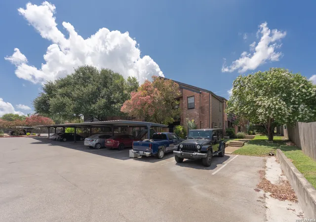 14th image of 4803 Hamilton Wolfe #310, San Antonio, TX 78240 | MLS# 1997206
