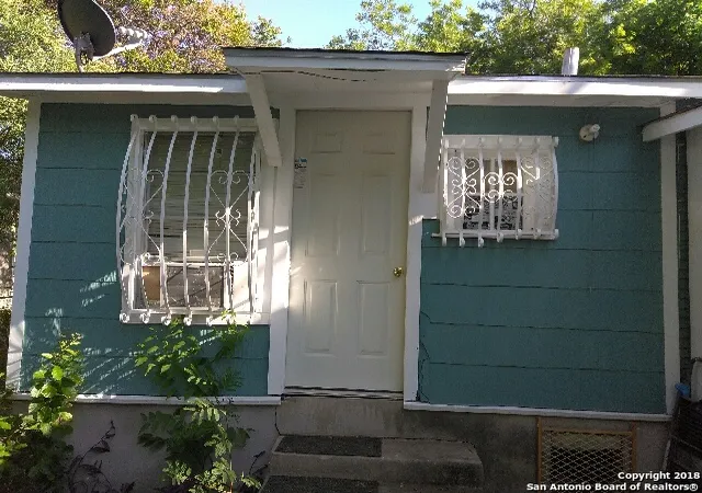 3rd image of 207 W Franciscan, San Antonio, TX 78204 | MLS# 1997222