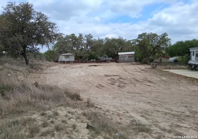 Photo 1 of Land for sale at 691 Flintstone Dr, Canyon Lake, TX 78133 | MLS# 1997235 | Listing updated on 2026-07-18