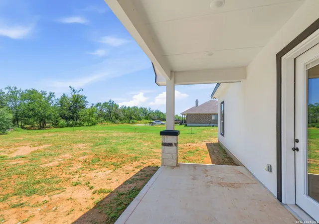 Homes for sale in Lytle, TX | 117 W Short Meadow Dr, Lytle, TX 78052 | MLS# 1997241