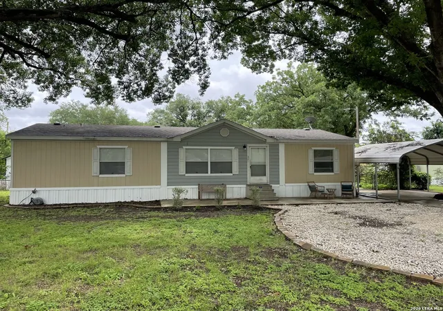 Homes for sale in Mc Queeney, TX | 321 Elm Dr, Mc Queeney, TX 78123 | MLS# 1997312