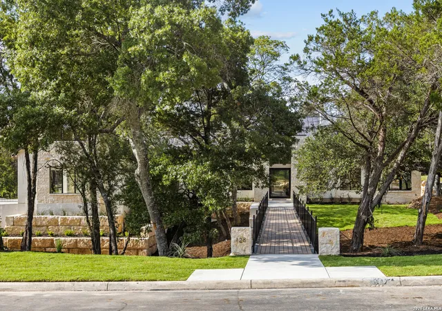 2nd image of 128 Balcones Bend, Boerne, TX 78006 | MLS# 1997322