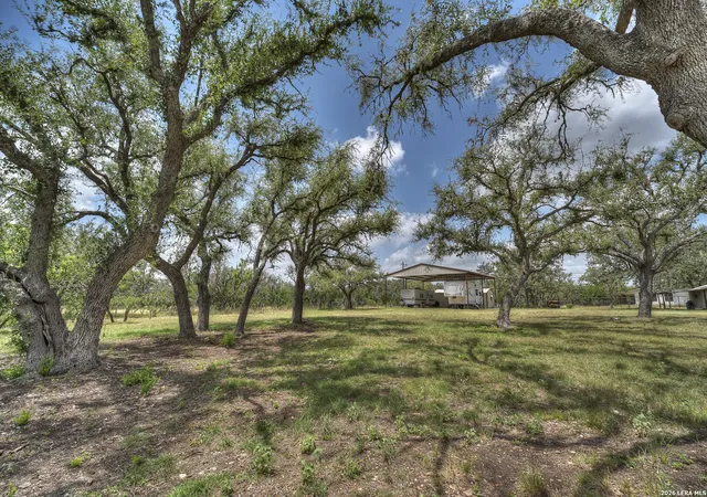 2nd image of 620 Fm 1120, Leakey, TX 78873 | MLS# 1997328