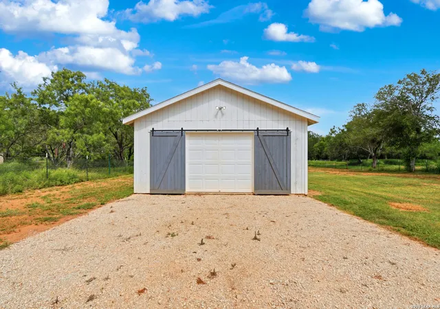 Homes for sale in Adkins, TX | 3089 Rakowitz Rd, Adkins, TX 78101 | MLS# 1997330