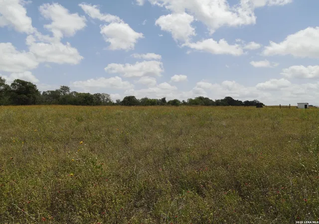 Homes for sale in Somerset, TX | 468 Maske Rd, Somerset, TX 78069 | MLS# 1997333