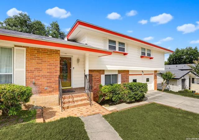 Photo 3 of Single family home for sale at 6112 Rue Sophie St, San Antonio, TX 78238 | MLS# 1997339 | Listing updated on 2026-09-08