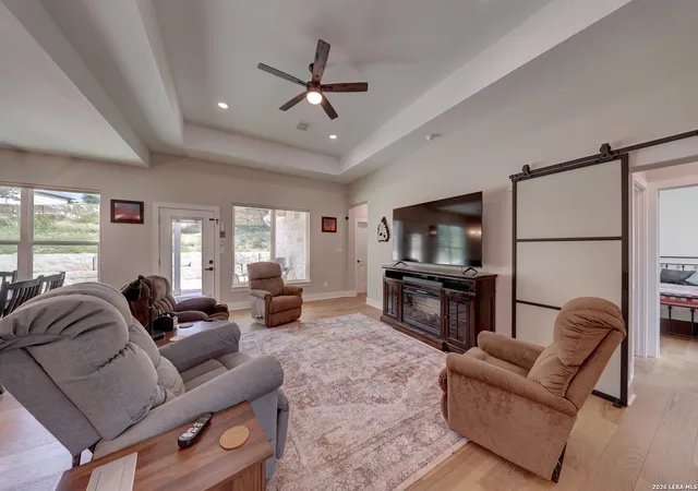 4th image of 1808 Chateau Ln N, Kerrville, TX 78028 | MLS# 1997346