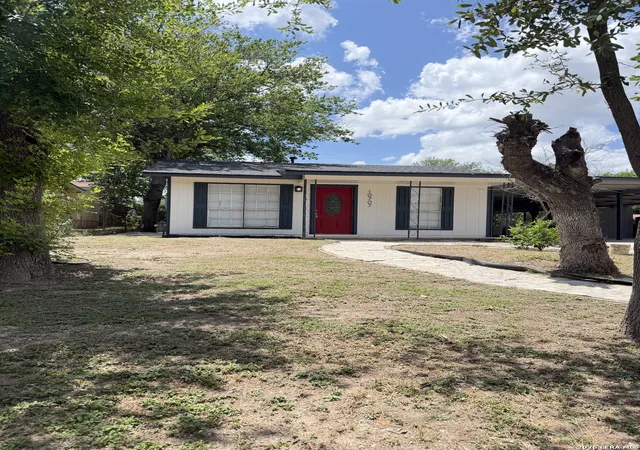2nd image of 10707 Claymore, San Antonio, TX 78224 | MLS# 1997352