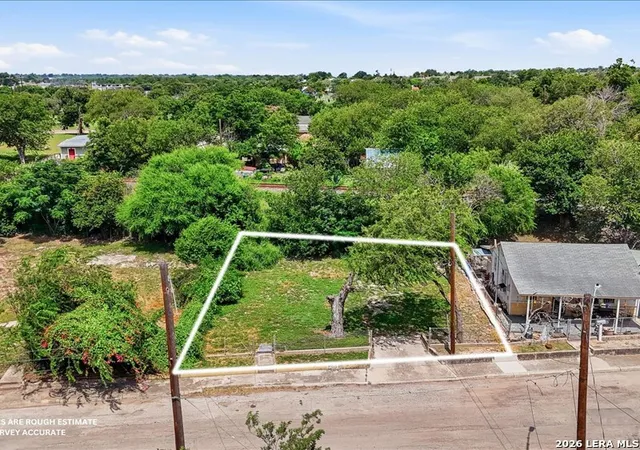 5th image of 1201 S Comal, San Antonio, TX 78207 | MLS# 1997359
