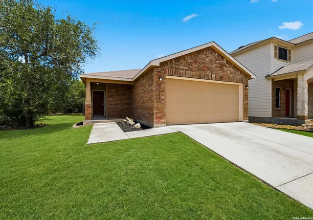 Photo 2 of Sale Pending at 25118 Remington Oaks, San Antonio, TX 78261 | MLS# 1997386 | Listing updated on 2026-09-15