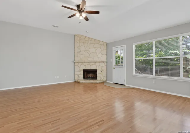 Photo 3 of Sale Pending at 6635 Shady Bend Dr, San Antonio, TX 78256 | MLS# 1997392 | Listing updated on 2026-09-19