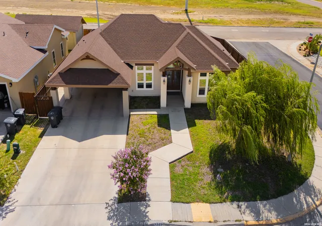 Photo 3 of Sale Pending at 2349 Villa Romel Blvd, Eagle Pass, TX 78852 | MLS# 1997401 | Listing updated on 2026-08-13