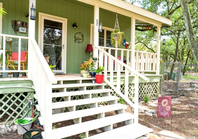 3rd image of 4748 Tanglewood Trl, Spring Branch, TX 78070 | MLS# 1997418