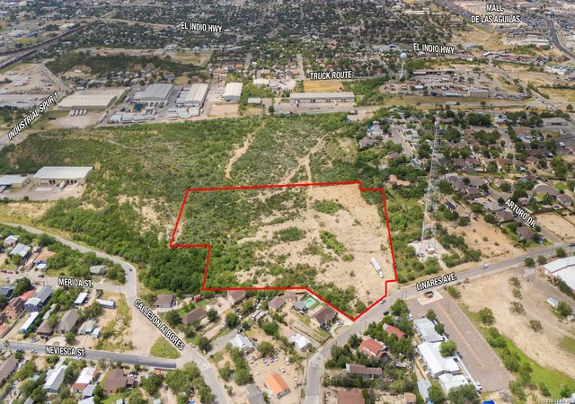3rd image of 617 Avenida Linares, Eagle Pass, TX 78852 | MLS# 1997436