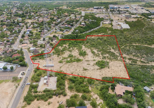 5th image of 617 Avenida Linares, Eagle Pass, TX 78852 | MLS# 1997436