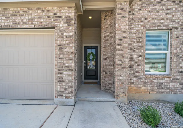 3rd image of 31832 Christmas Rose, Bulverde, TX 78163 | MLS# 1997447